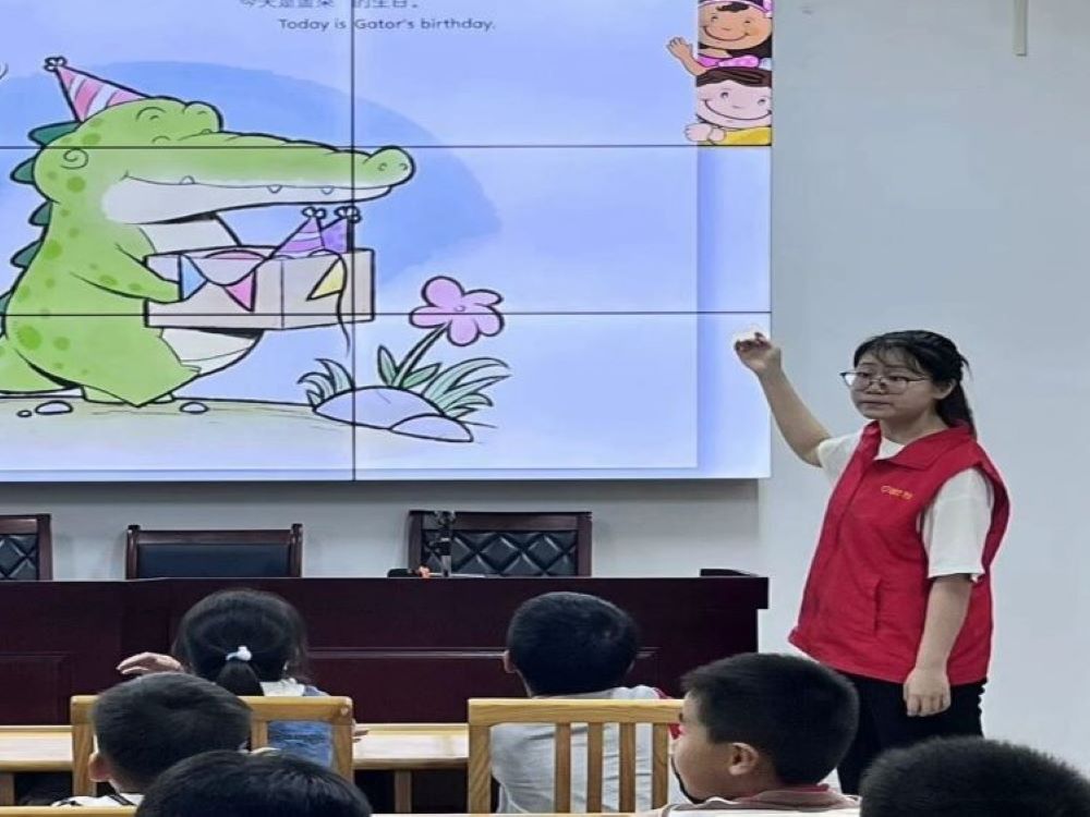 "ī�㴫�飬�������Σ��������곤��"�����Ͼ�ʦ����ѧ̩��ѧԺ���Ĵ�ýѧԺ"������ī"�������ʵ���Ŷӵ�����־Ը��ѧ���ܰ�չ�