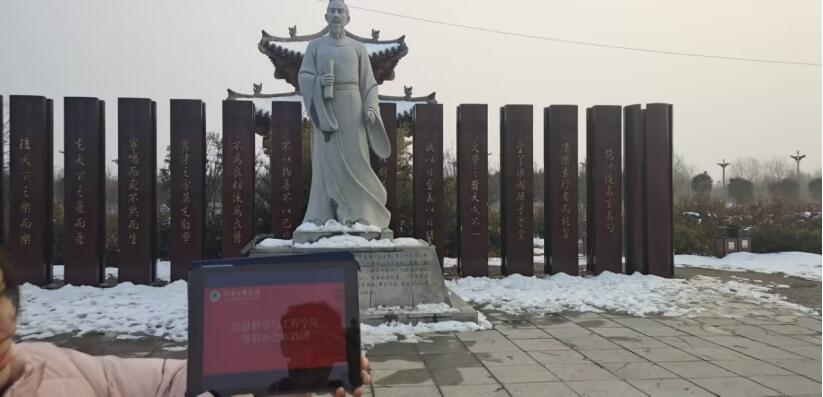 ����Ӧ����Ժ������ǧ���Ļ���չ����ʷ����