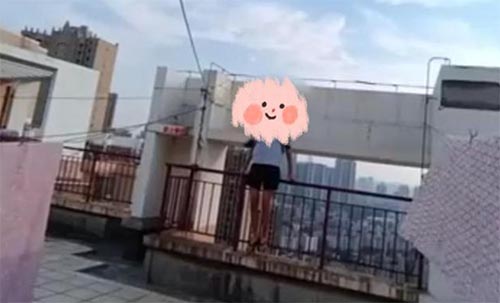 ����һ20��Ů��ѧ����������ŭ����39�����Ӻ�ƭ2��