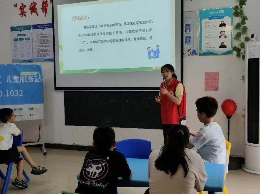һ����־Ը���뺢���Ƕ��ջ��ķ�Ļ
