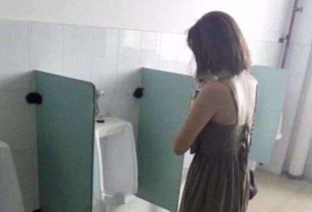 �����ϲ�һ��ҵ���������У԰�����ַ�Ů��ѧ����Ů�������