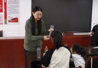 �й�������ѧ2025��΢����Զ��ʵ����ʮ���졪��΢����У����ͯ��