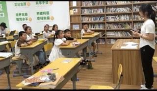 ��̩ѧ���ٸ�������չʵ��� ��Ԫ������д�ഺ����